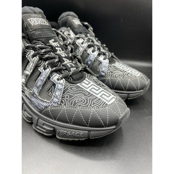 Versace Trigreca Black Men’s Size 9.5 US (42.5 EUR) NO BOX (DSU8094D18TCGD4192) main image 13